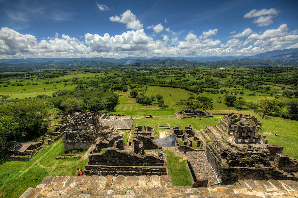 Nota sobre Toniná, la gran ciudad de piedra en Chiapas