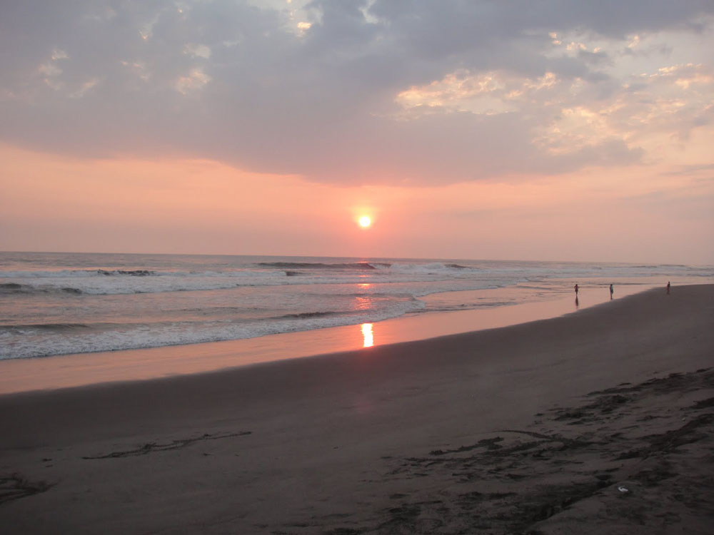 Nota sobre Playa Linda, paraíso de grandes olas en Chiapas