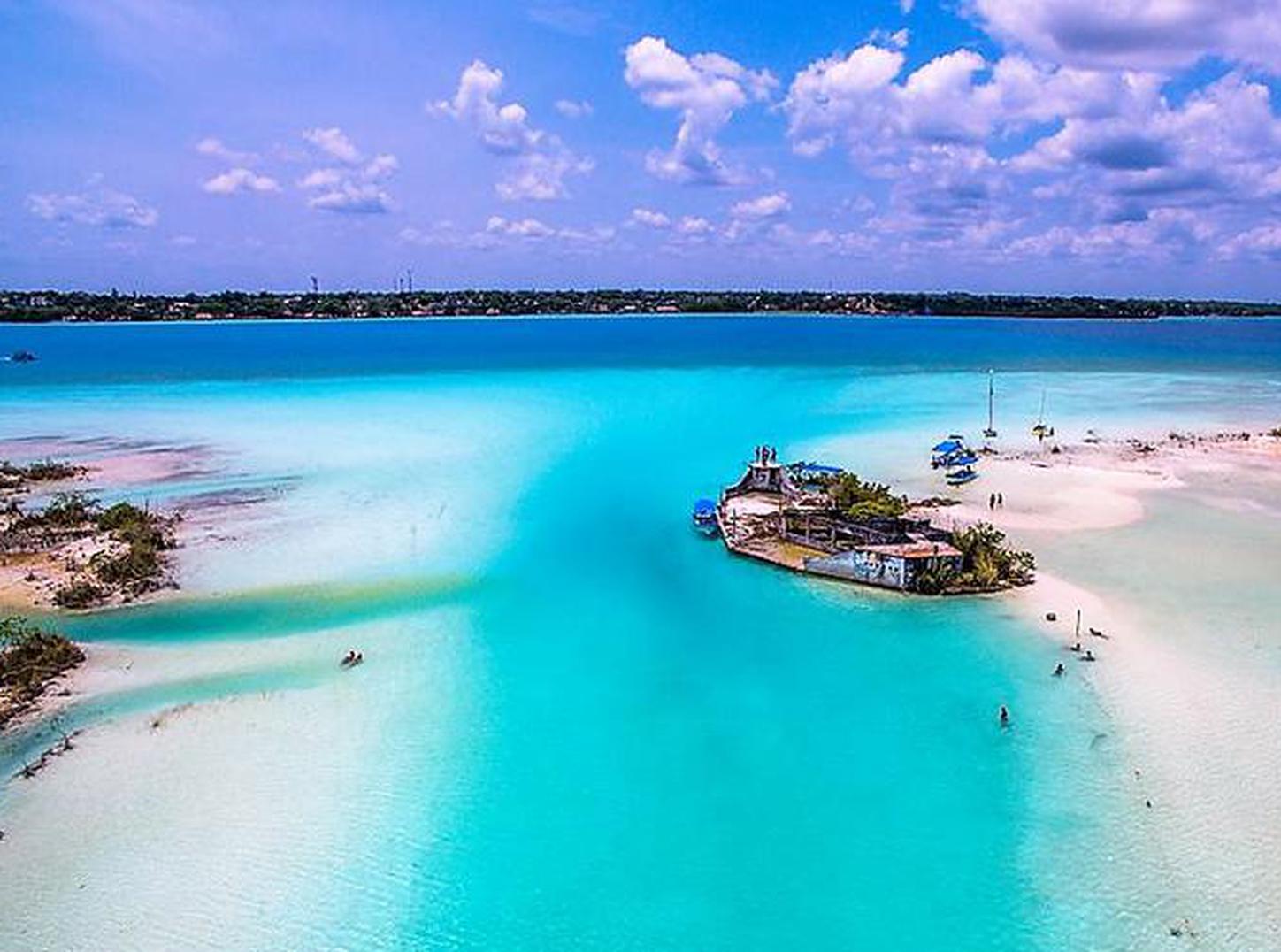 Nota sobre No te pierdas de la Laguna de Bacalar al visitar Playa del Carmen