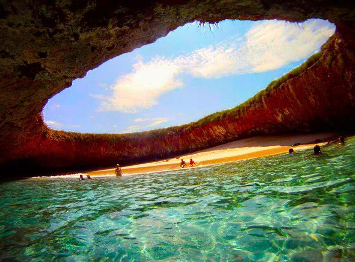 Nota sobre Playa Escondida, México