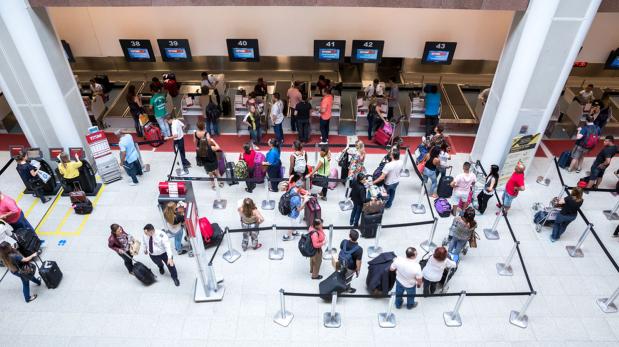 Nota sobre Las siete peores personas con las que lidiamos en un aeropuerto