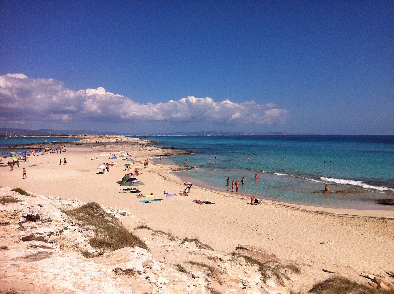 Nota sobre Las mejores playas de Formentera e Ibiza en Espa&ntilde;a