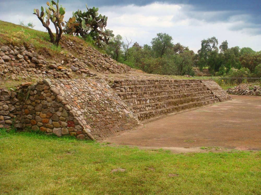 Nota sobre La zona arqueológica de Cobá