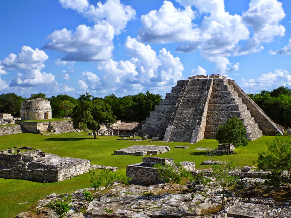 Nota sobre Zonas arqueológica de Chicanná, Campeche