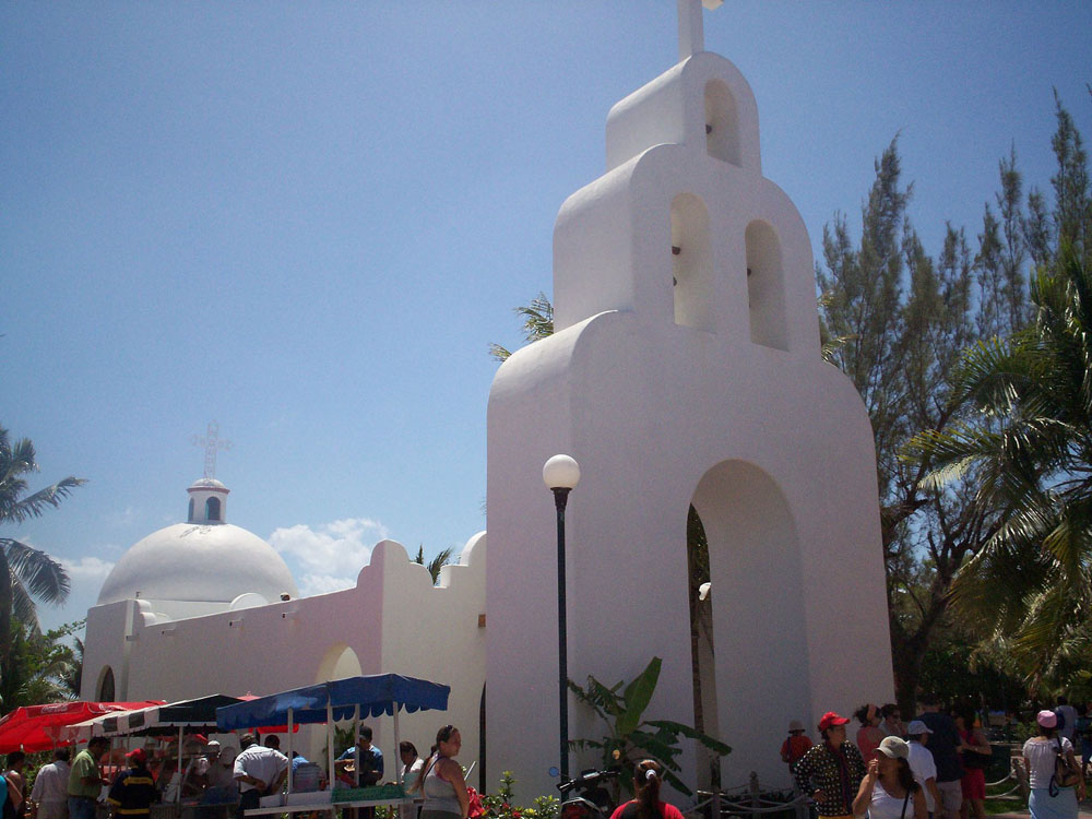 Nota sobre Vive al máximo Playa del Carmen