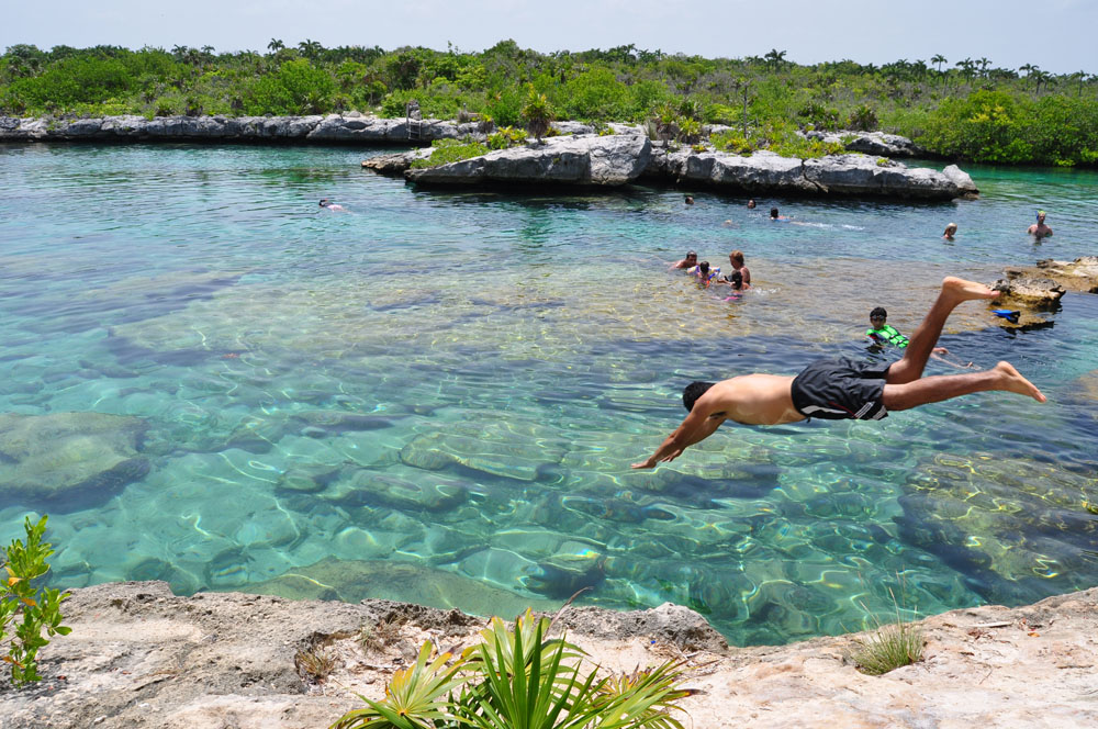 Nota sobre Olas turquesa y diversión en la Riviera Maya