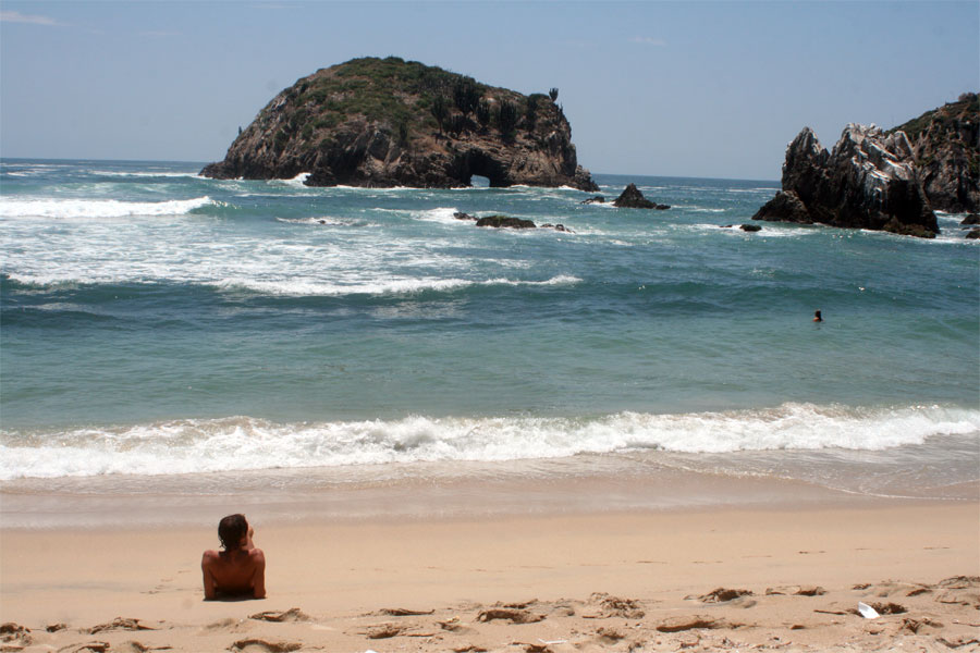 Nota sobre Las Gatas y Chacahua, disfrute playero en el Pacífico Mexicano