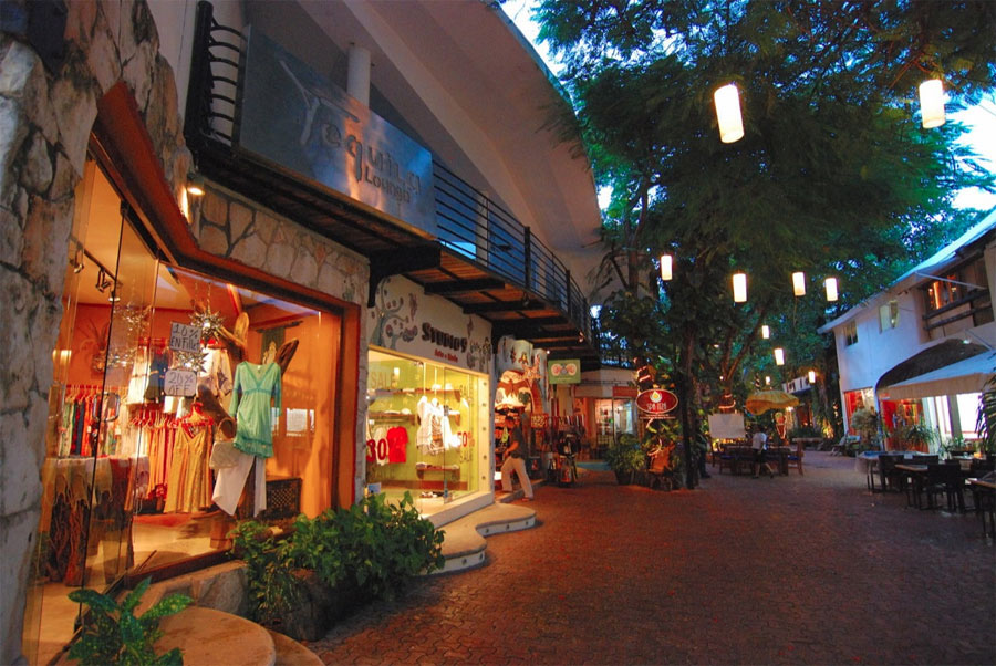 Nota sobre La Quinta Avenida, corazón de Playa del Carmen