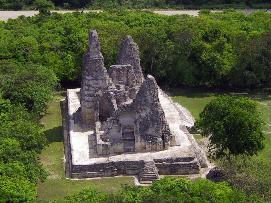 Nota sobre Xcalumkín, Campeche