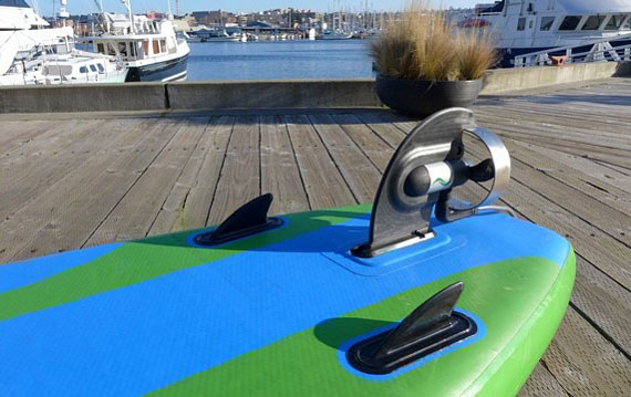 Nota sobre Electrafin, un kit motorizado para kayaks , paddleboards y longboards.