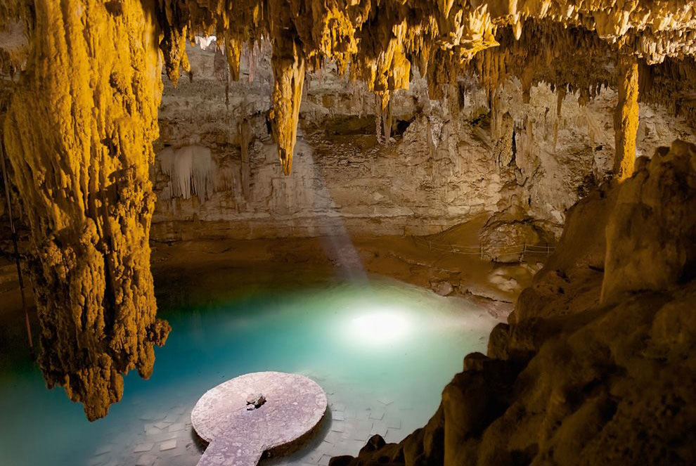 Nota sobre El cenote Kankirixché, Yucatán