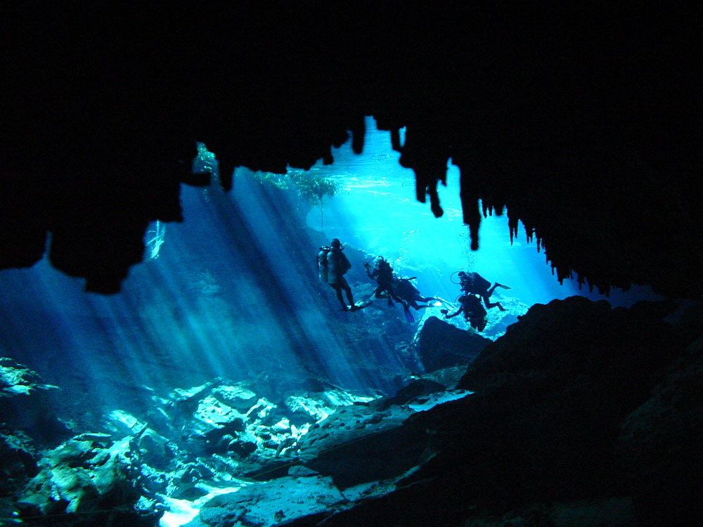 Nota sobre Espelobuceo en los cenotes de Yucatán en México