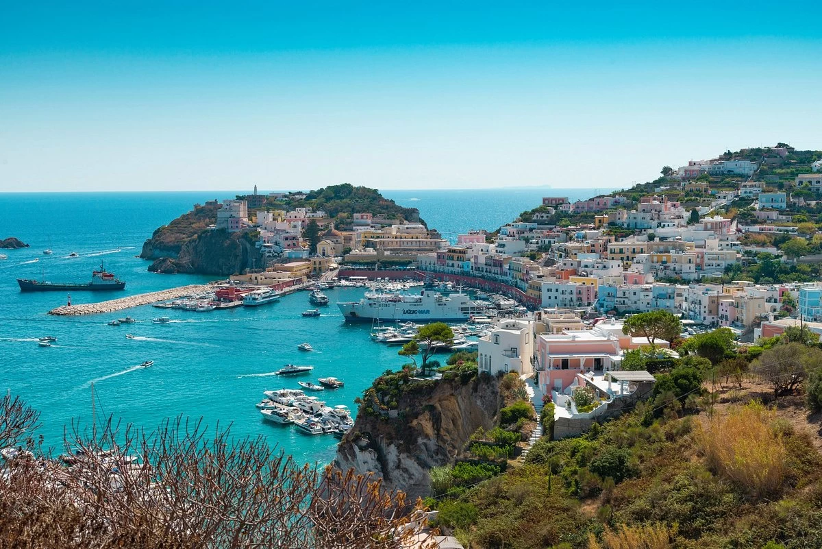 Imagen de Cala Feola, Isola di Ponza, (Lazio)