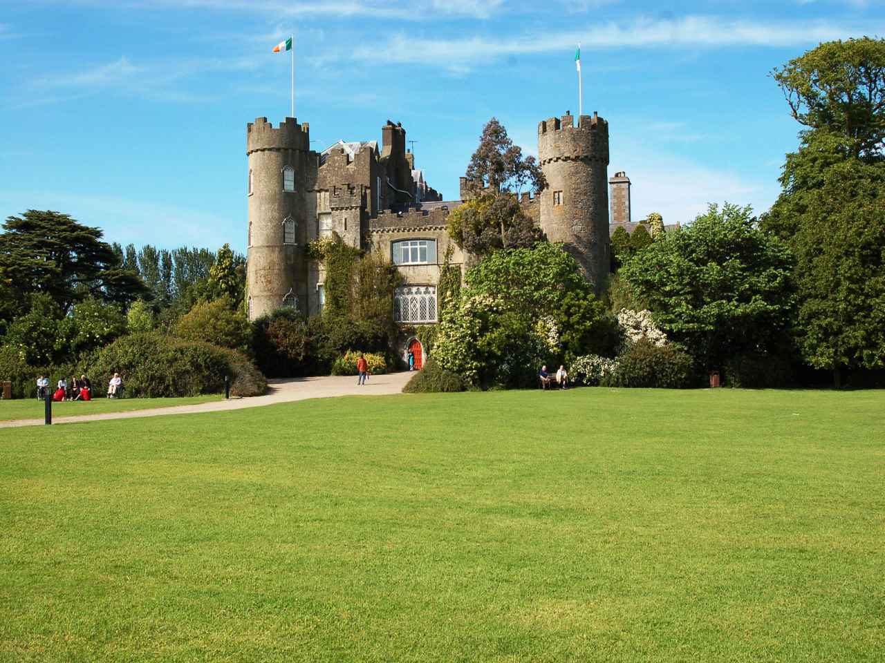 Nota sobre La magia de Dublin: Los fantasmas del Castillo Malahide