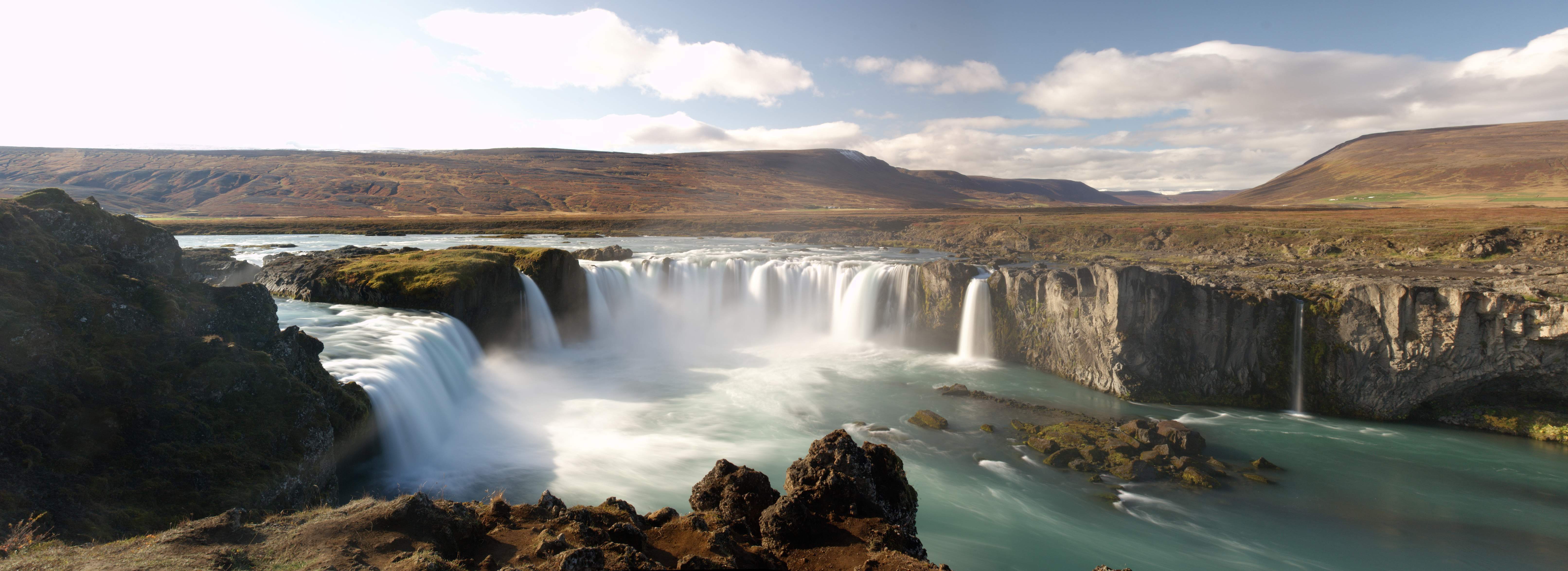 Nota sobre Godafoss, agua y hielo en Islandia