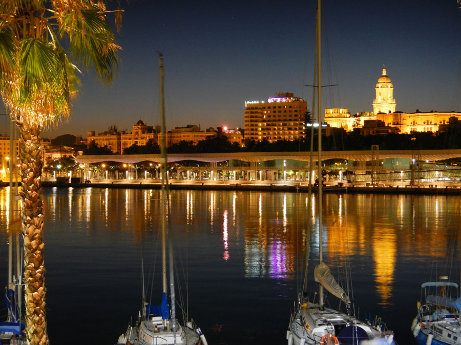 Nota sobre Muelle Uno Andalucía, mucho más que una calle comercial malagueña 