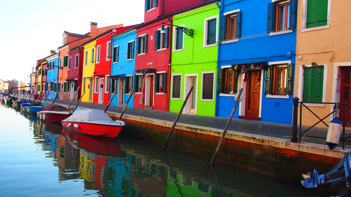 Nota sobre Burano la isla de las casas de colores de Venecia