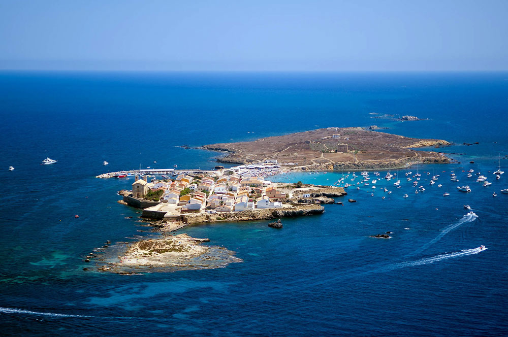 Nota sobre La pequeña isla de Tabarca cerca de Alicante