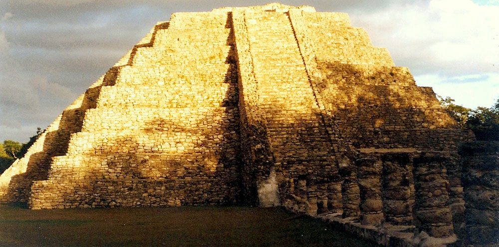 Mayapán Ciudad Amurallada 1 Mayapán Ciudad Amurallada