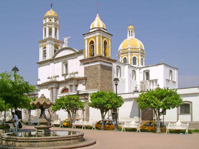 Manzanillo: visita a Colima y Comala