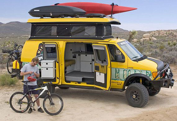 Vehículo aventurero 4x4 van y casa rodante