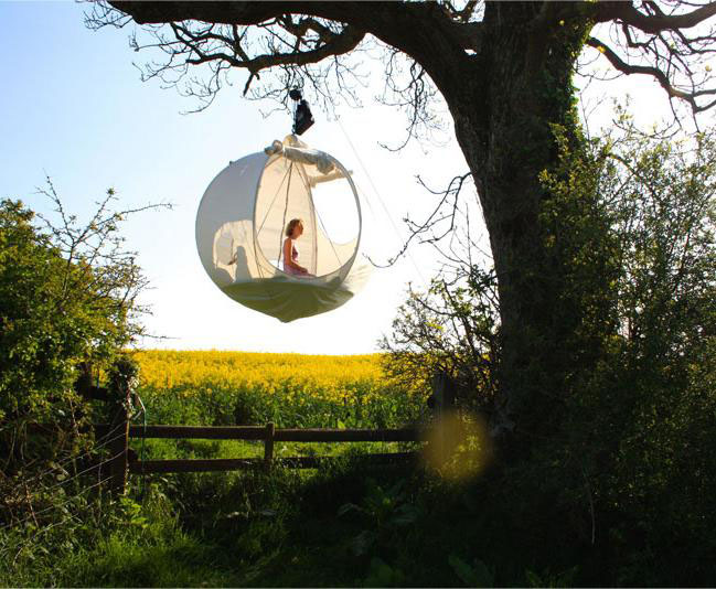 Tienda de campaña suspendida en los árboles 1 Tienda de campaña suspendida en los árboles