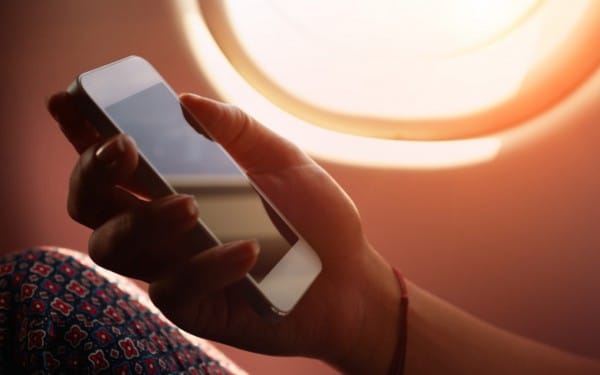 ¿Sabes para que mas sirve el modo avión de tu celular?