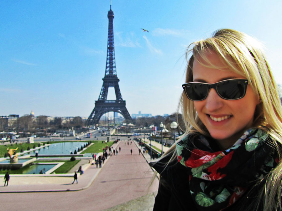 Para los viajeros foreveralone: hotel en París ofrece un paquete turístico llamado "Selfie"