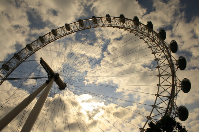Un estudio revela las horas que perdemos esperando colas en nuestros viajes... y te va a sorprender la cifra