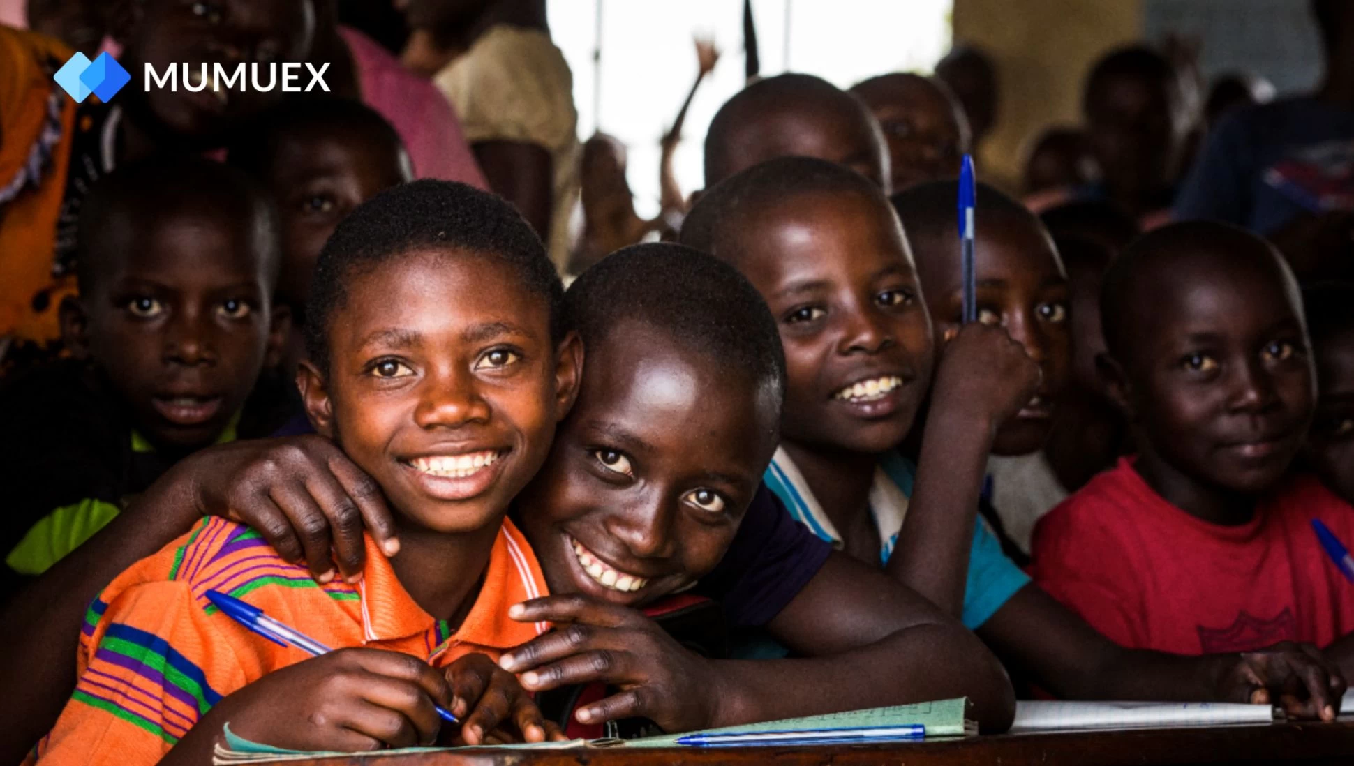 Mumuex inicia el plan de educación benéfica en África